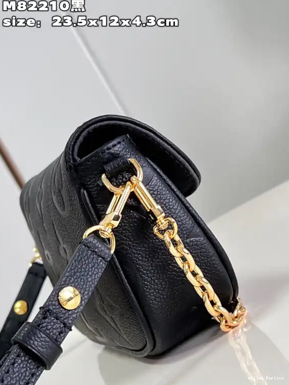 Cheap Ivy on VUITTON Chain Wallet LOUIS 0602